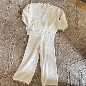 Cozy Cream Knit Sweater & Pants Set 🎉final price drop 🎉🎉